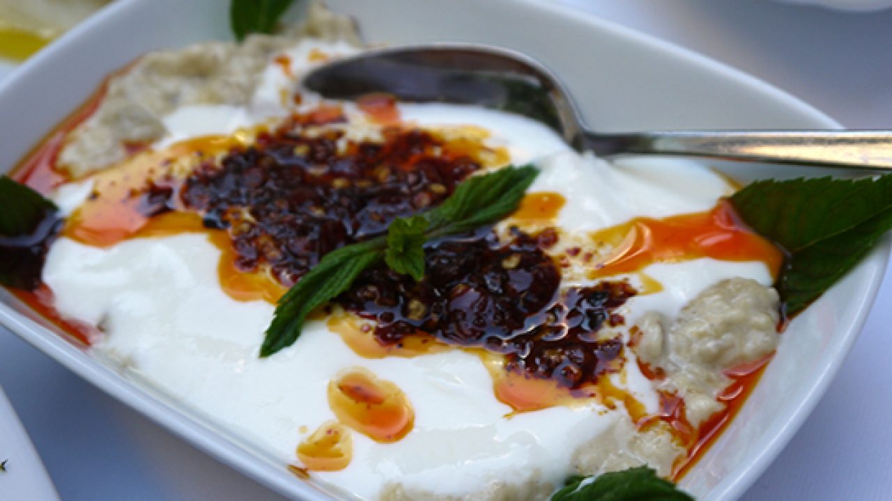 Acılı Meze Tarifi – Meze Tarifleri