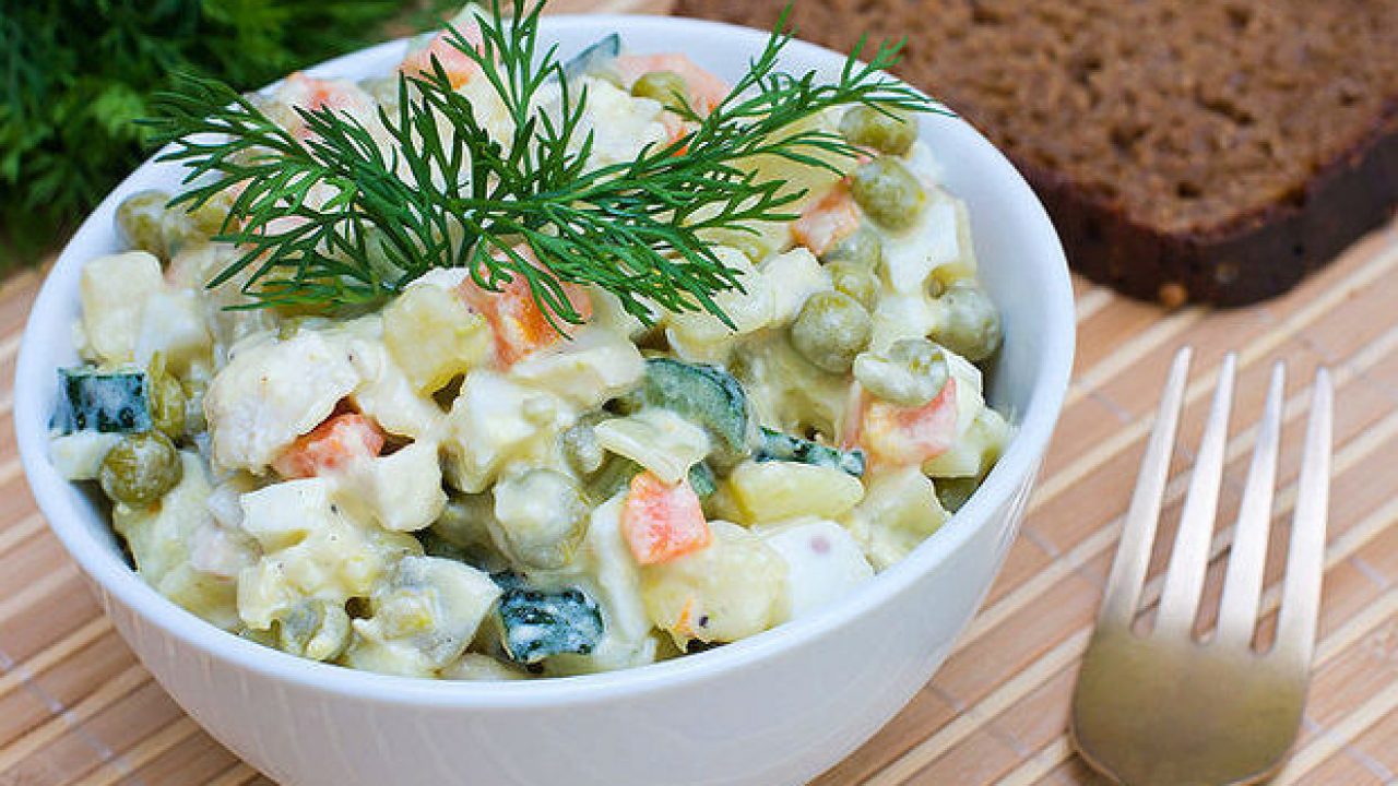 Amerikan Salatası Tarifi 1 – Salata Tarifleri