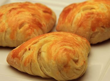 Buzluk ve Midye Böreği Tarifi – Börek Tarifleri