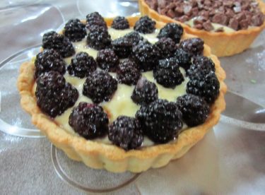 Böğürtlenli Tart Tarifi – Kek Tarifleri