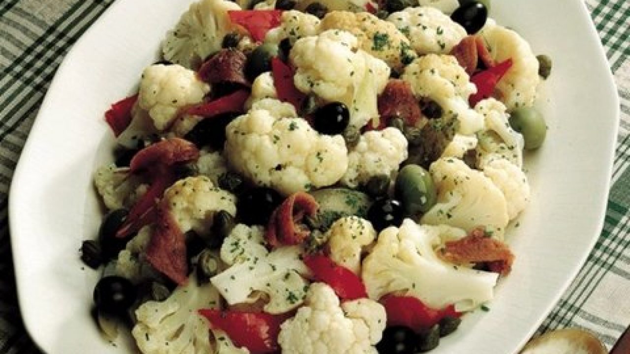 Cevizli Közlenmiş Sebze Salatası Tarifi – Salata Tarifleri