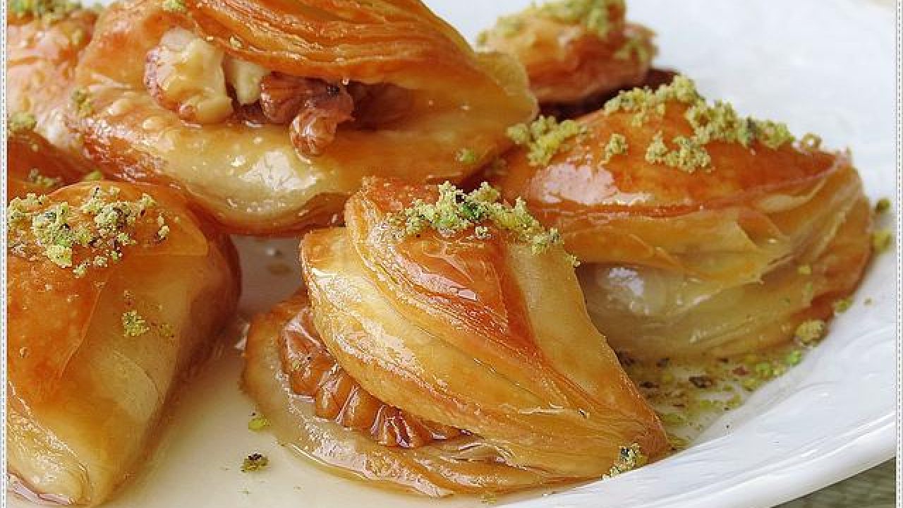 Dilber Dudağı Tarifi 1 – Şerbetli Tatlı Tarifleri