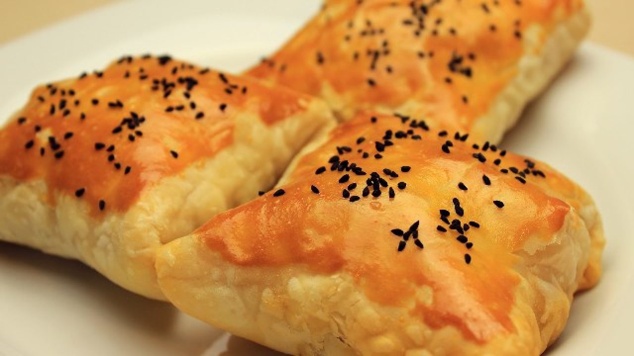 Etli Milföy Böreği Tarifi – Börek Tarifleri