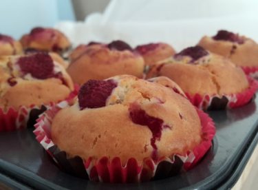 Frambuazlı Muffin Tarifi – Kek Tarifleri