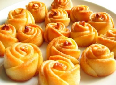 Gül Tatlısı Tarifi – Şerbetli Tatlı Tarifleri