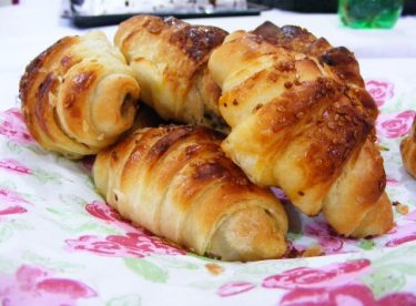 Kat Kat Poğaça Tarifi – Poğaça Tarifleri