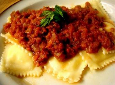 Kıymalı Ravioli Tarifi – Hamur İşleri