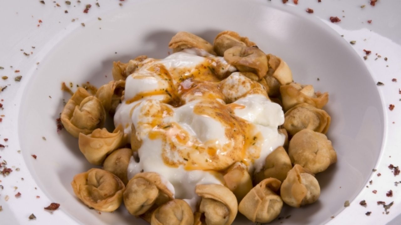 Kızarmış Mantı Tarifi – Hamur İşleri