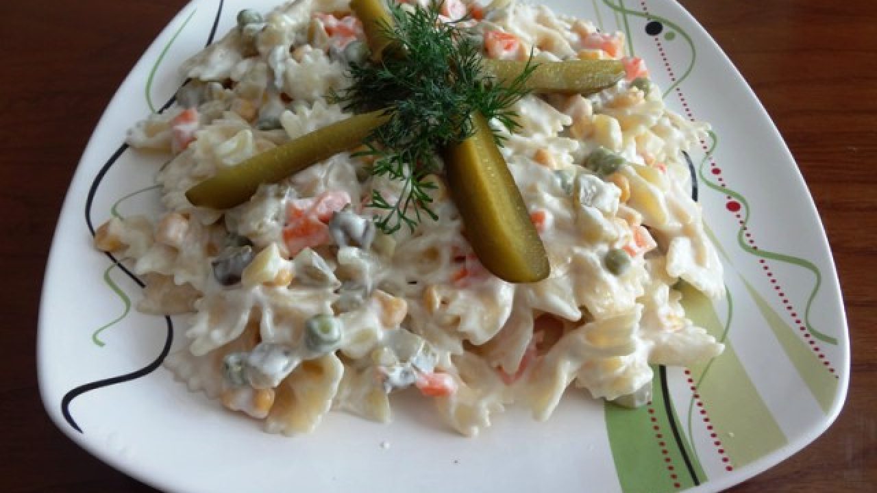 Makarna Salatası Tarifi 1 – Salata Tarifleri