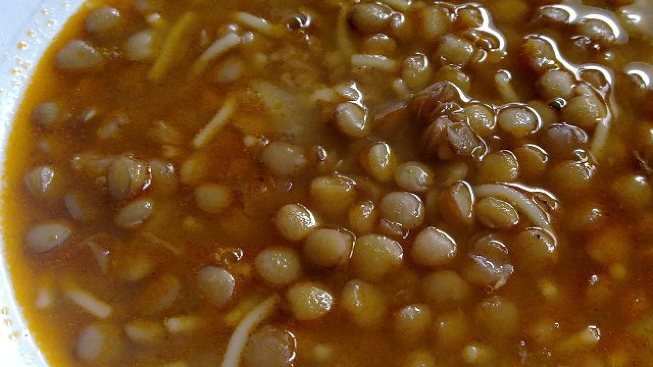 Mercimekli Tel Şehriye Çorbası Tarifi – Çorba Tarifleri