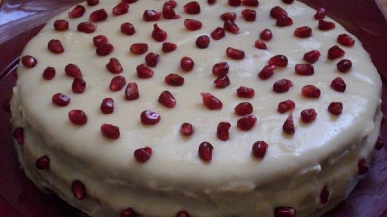Nar Taneli Narlı Pasta Tarifi – Pasta Tarifleri
