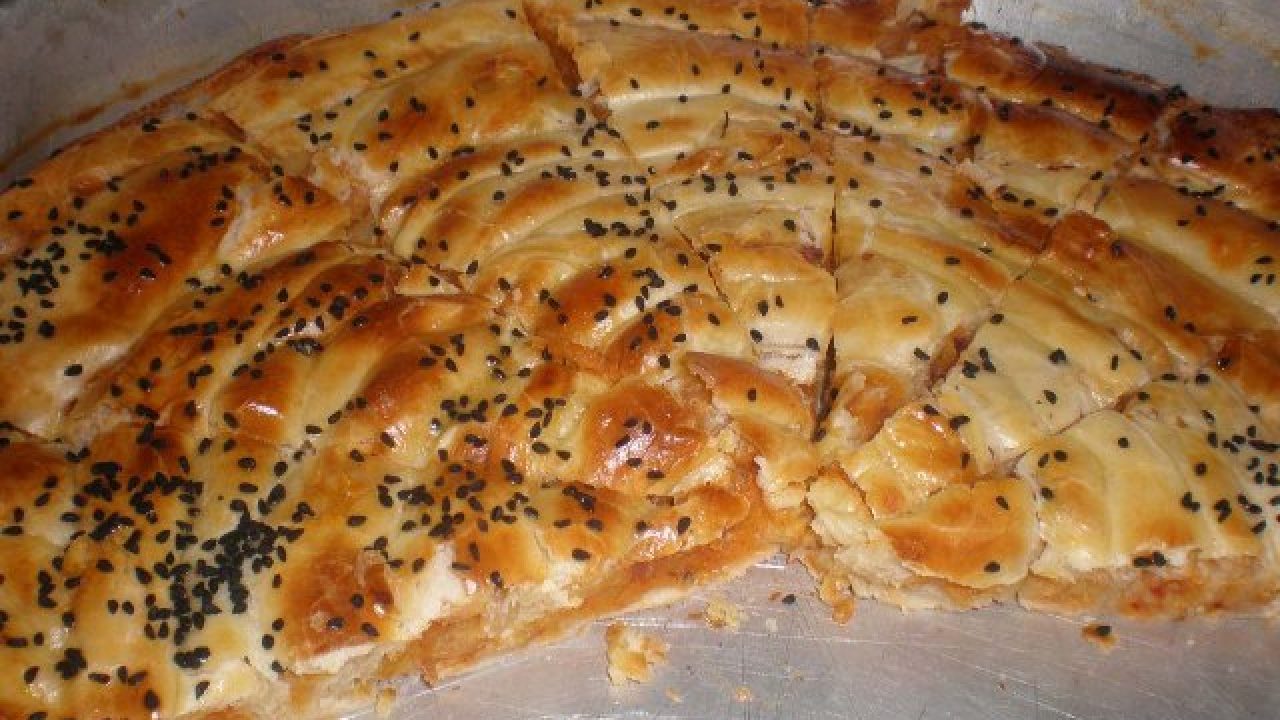 Patatesli Mayalı Börek Tarifi – Börek Tarifleri