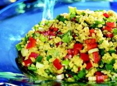 Sebzeli Bulgur Salatası Tarifi – Salata Tarifleri