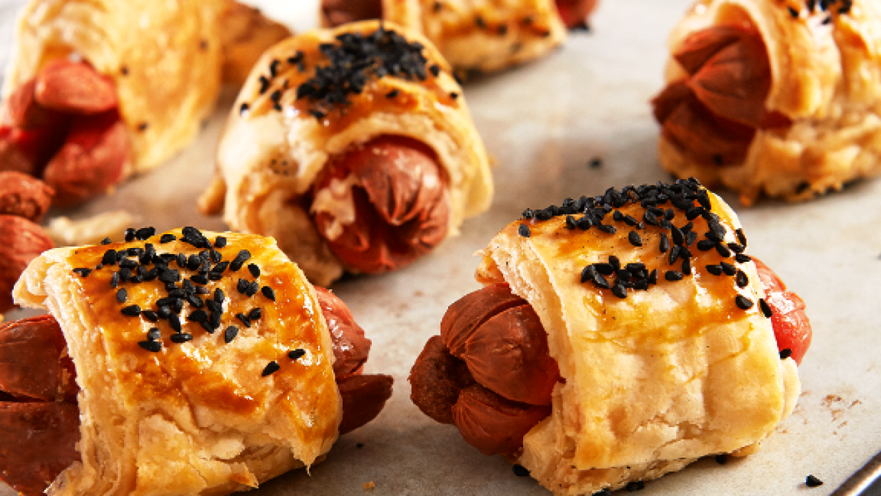 Sosisli Milföy Rulo Tarifi – Börek Tarifleri