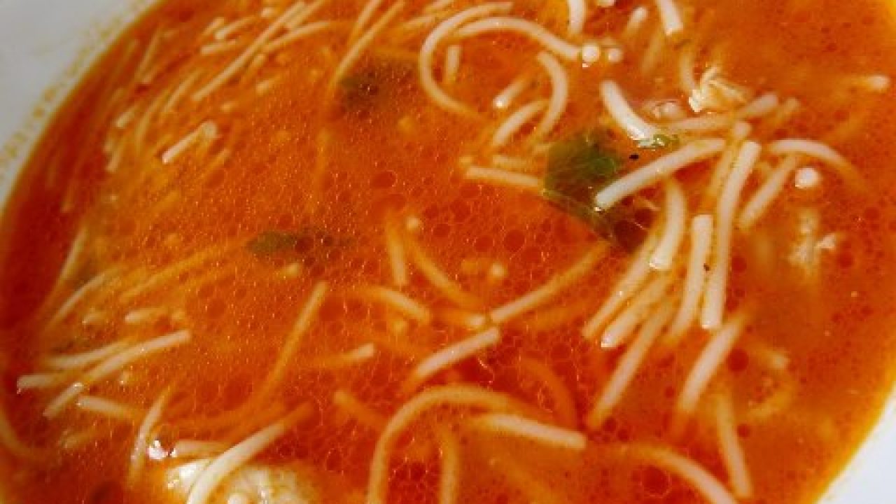 Tavuklu Şehriye Çorbası Tarifi – Çorba Tarifleri