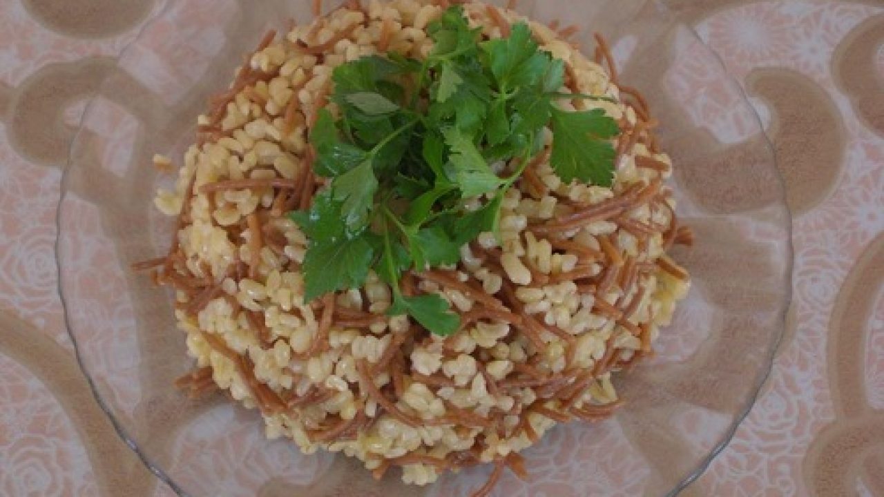 Tel Şehriyeli Bulgur Pilavı Tarifi – Pilav Tarifleri