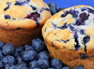 Yaban Mersinli Muffin Tarifi – Kek Tarifleri