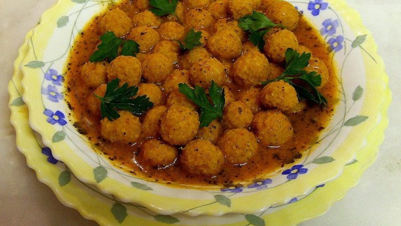 Yalancı Sulu Köfte Tarifi – Köfte Tarifleri