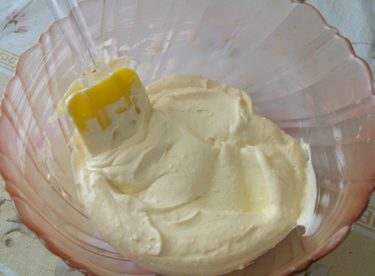 Yaş Pasta Kreması Tarifi – Tatlı Tarifleri