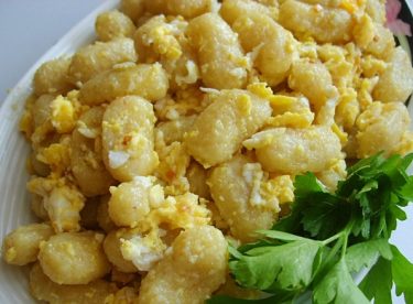 Yumurtalı Yumru Köfte Tarifi – Köfte Tarifleri