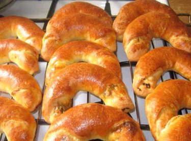 Ay Poğaçası Tarifi – Poğaça Tarifleri