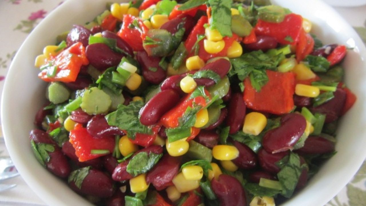 Meksika Fasulyeli Semizotu Salatası Tarifi – Salata Tarifleri
