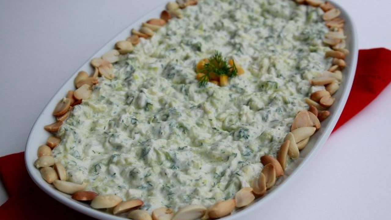 Tavuklu Kabak Salatası Tarifi – Salata Tarifleri