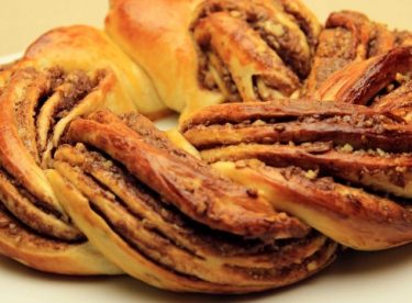 Çikolatalı Örgü Ekmek Tarifi – Hamur İşleri