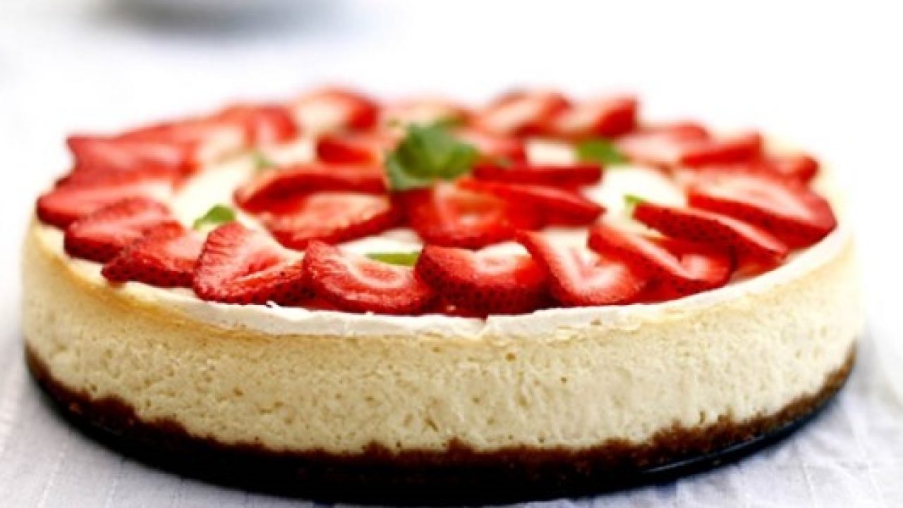Çilekli Cheesecake Tarifi – Pasta Tarifleri