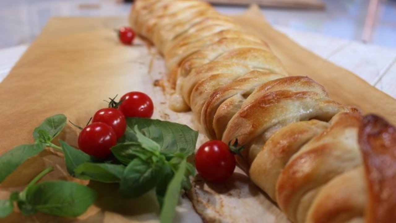Örgülü Pizza Tarifi – Pizza Tarifleri