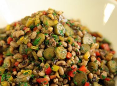 Kuru Börülce Salatası Tarifi – Salata Tarifleri