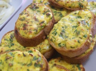 Yumurtalı Ekmek Tarifi – Kahvaltılık Tarifler