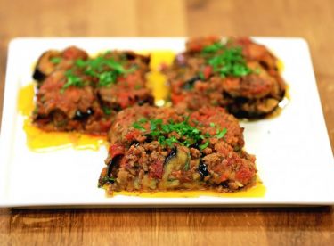 Patlıcan Musakka Tarifi – Ana Yemek Tarifleri