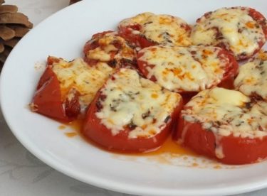 Kaşarlı Domates Tarifi – Kahvaltılık Tarifler