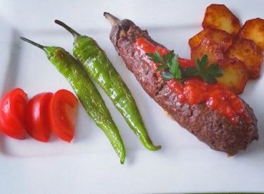 Köfte Mantolu Patlıcan Tarifi – Ana Yemek Tarifleri