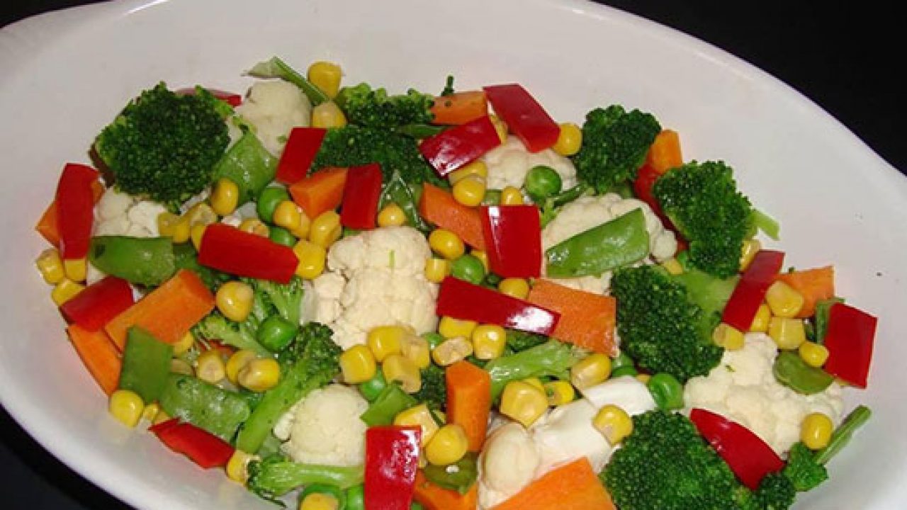 Nefis Brokoli Salatası Tarifi – Salata Tarifleri
