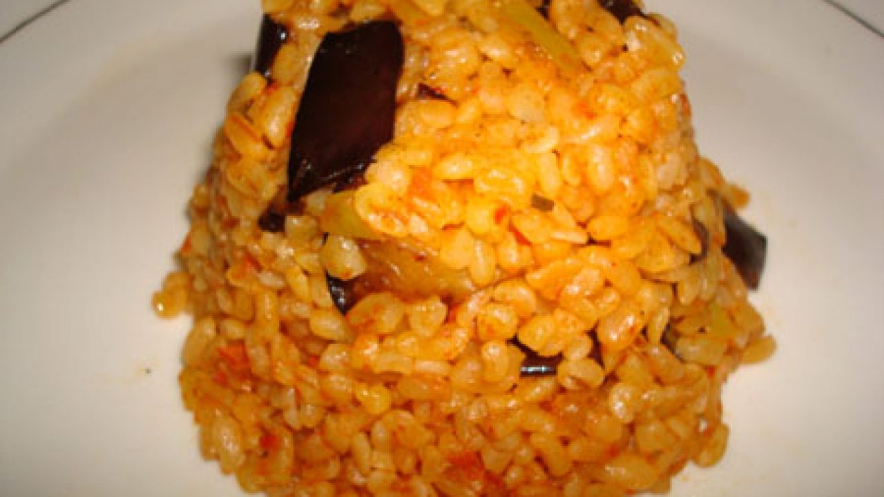 Patlıcanlı Bulgur Pilavı Tarifi – Pilav Tarifleri