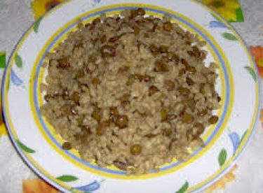 Fırında Sebzeli Kaşarlı Köfte ve Yeşil Mercimekli Bulgur Pilavı Tarifi – Bugün Ne Pişirsem?