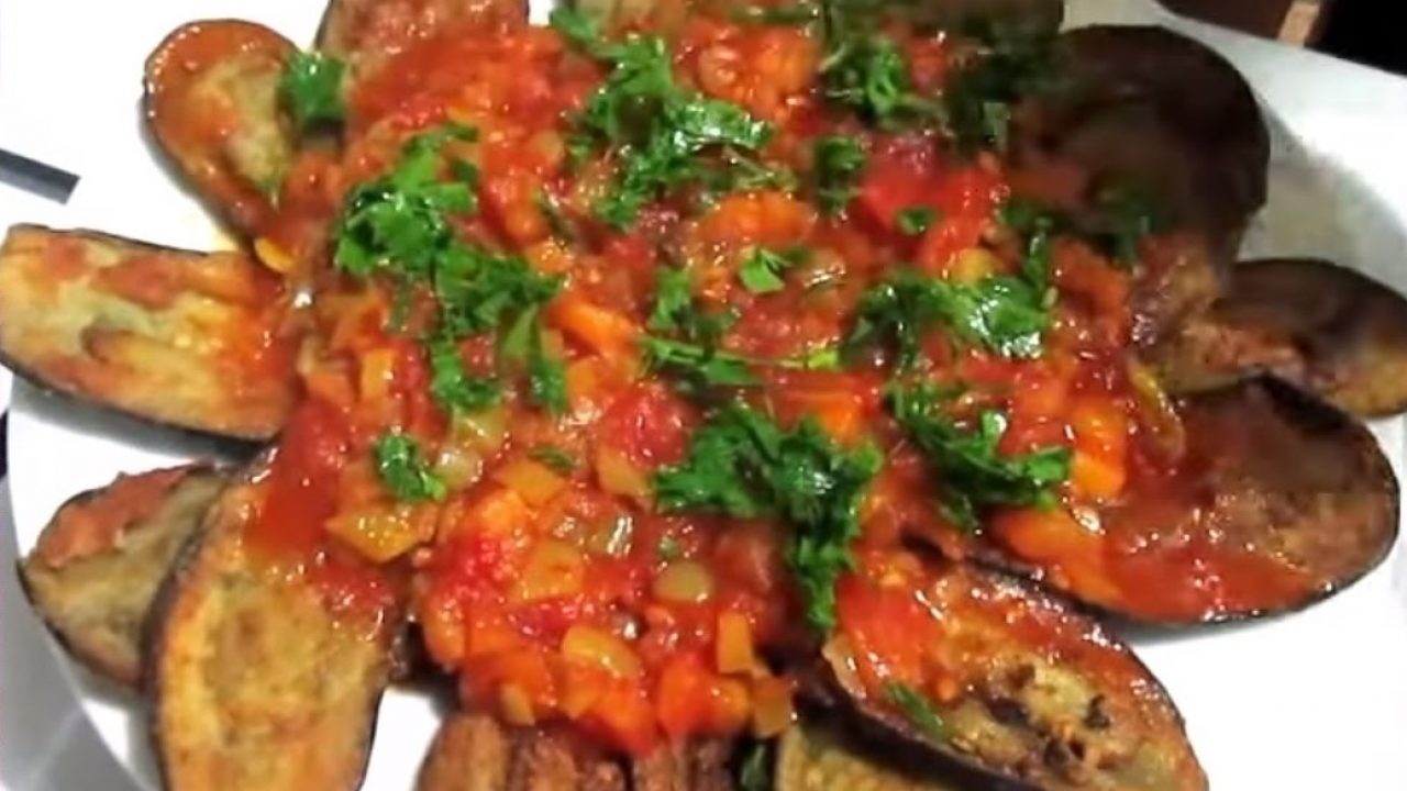 Etsiz Patlıcan Kebabı Tarifi – Ana Yemek Tarifleri