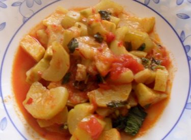 Zeytinyağlı Kabak Yemeği Tarifi – Sebze Yemekleri