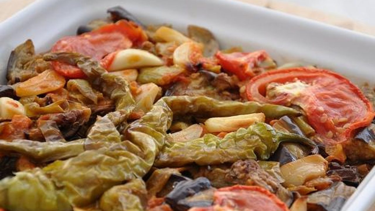 Fırında Biberli Patlıcan Tarifi