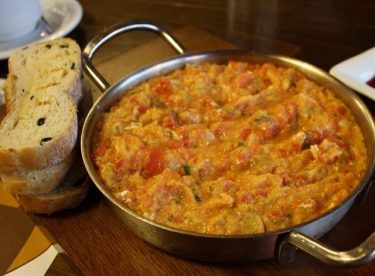 Patlıcanlı Menemen Tarifi