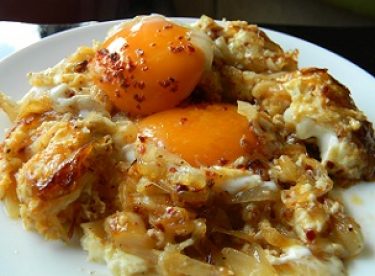 Soğanlı Yumurta Tarifi