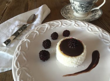 Çikolata Soslu Bardak Tatlısı Tarifi