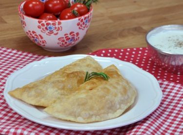 Çiğ Börek Tarifi