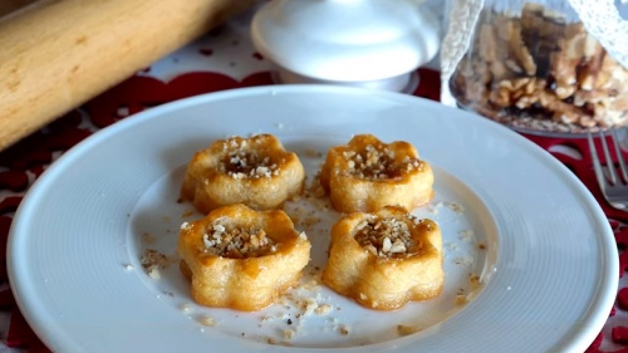 Değişik Çiçek Tatlısı Tarifi