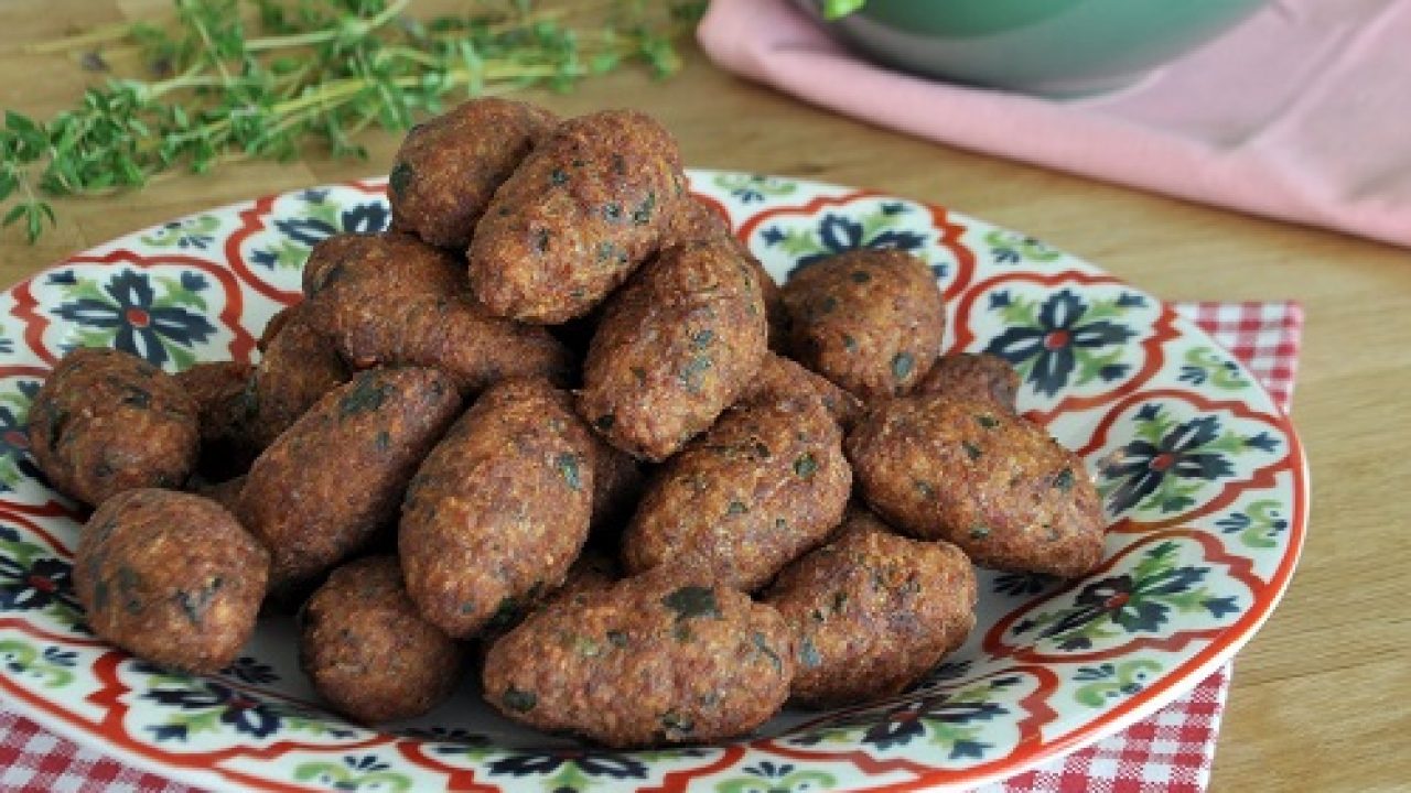 Değişik Kıbrıs Köftesi Tarifi