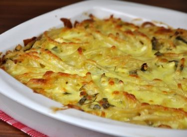 Fırında Peynirli Makarna Tarifi