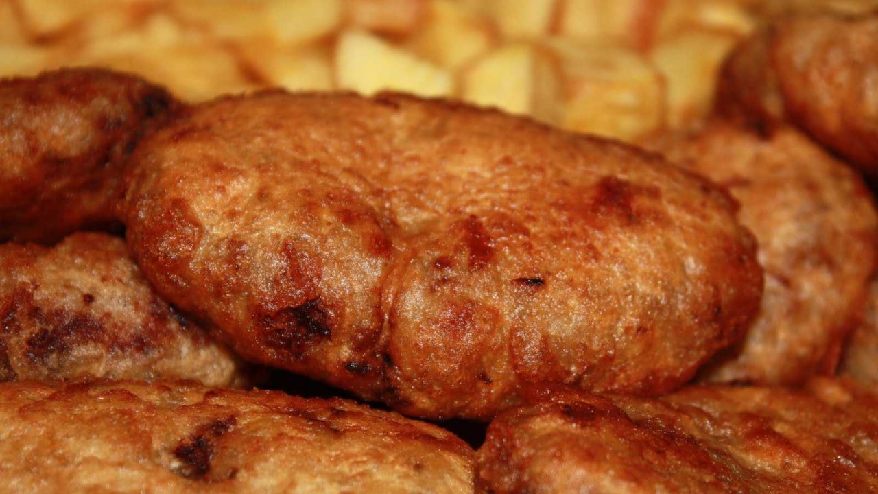 Kolay Kadınbudu Köfte Tarifi
