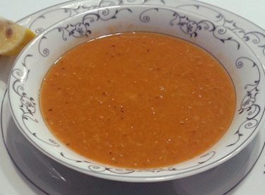 5 Dakikada Nefis Mercimek Çorbası Tarifi